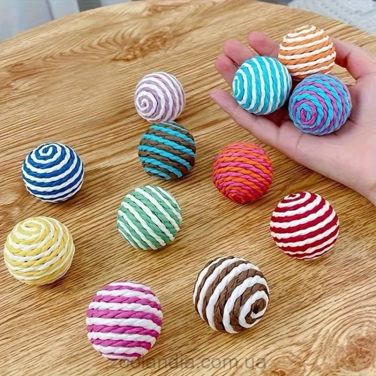 Игрушка для кота Мячик сизалевый с погремушкой 5 см