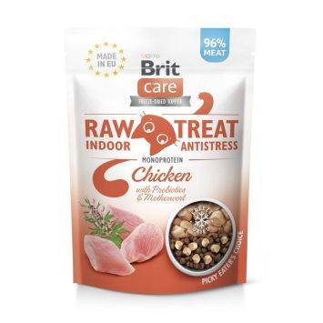 Brit Care (Брит Кеа) RawTreat Indoor & Antistress Freeze-dried Chicken - Лакомства для кошек, живущих в помещении, с курицей