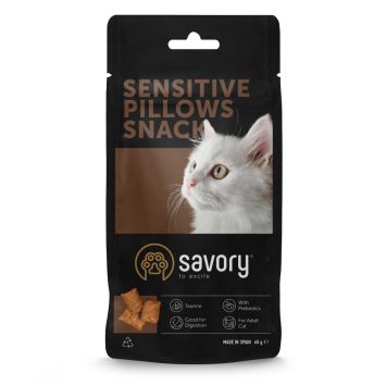 Savory (Сейвори) Cats Snacks Pillows Sensitive - Хрустящие лакомства для взрослых котов с чувствительным пищеварением