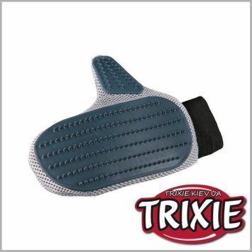 Trixie (Трикси) - Щетка - рукавица массажная для животных,18х24 см.