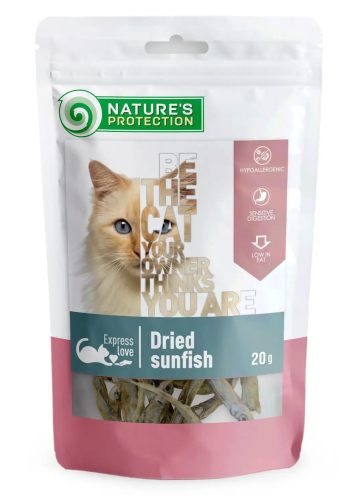 Nature's Protection (Нейчерс Протекшн) dried sunfish – Лакомства для контроля веса кошек (солнечный окунь)